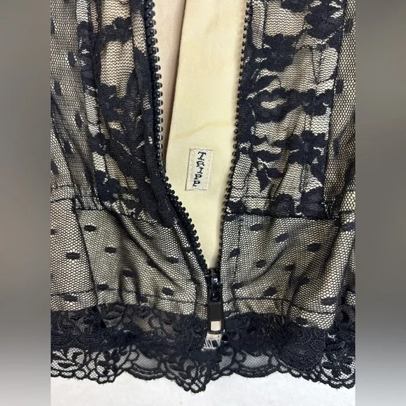TRIPP NYC Black Lace‎ Corset Top Boustier Tank Sleeveless Sexy Vintage Y2K XS - Picture 12 of 16